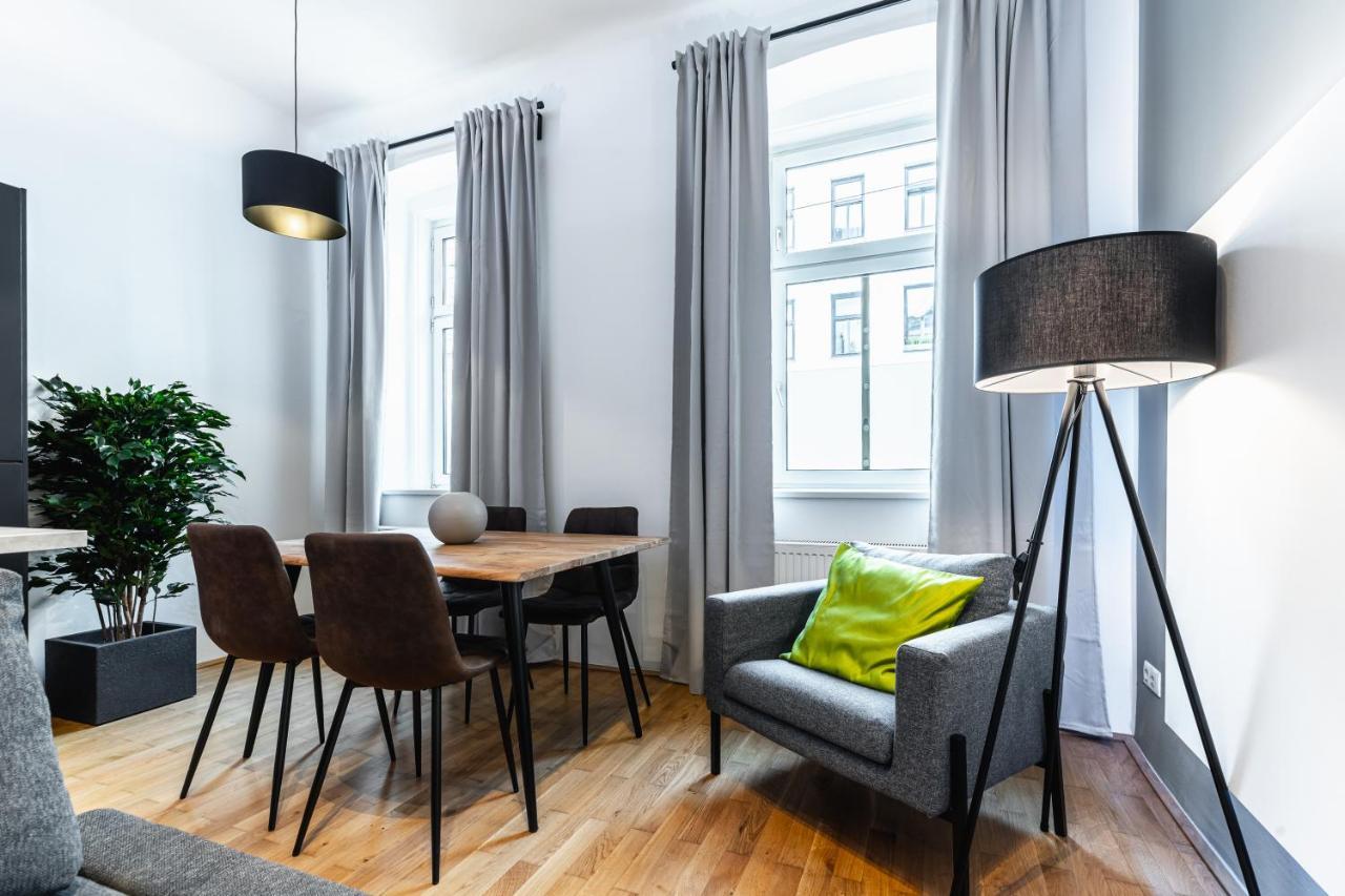 Stylish Designed Apartment In A Top Location เวียนนา ภายนอก รูปภาพ