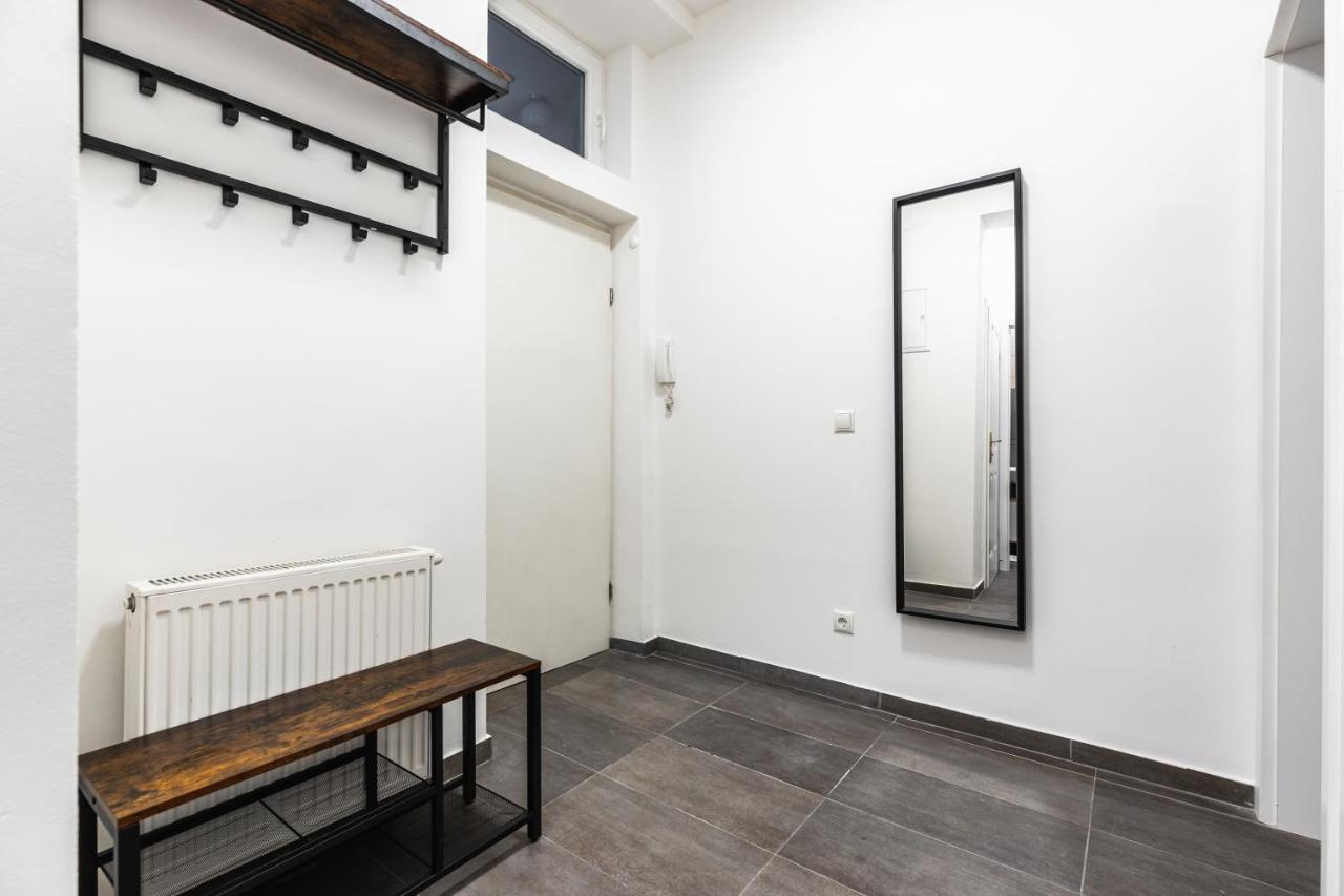 Stylish Designed Apartment In A Top Location เวียนนา ภายนอก รูปภาพ