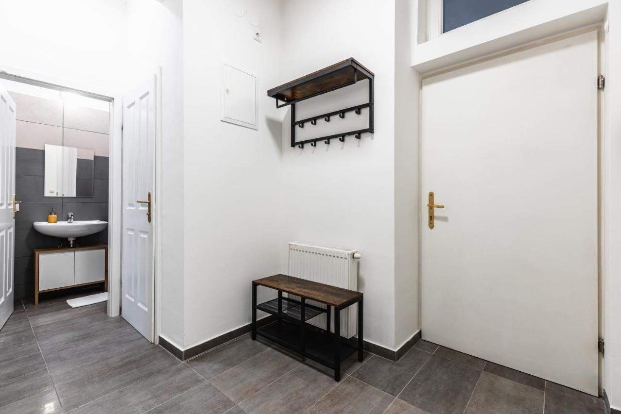 Stylish Designed Apartment In A Top Location เวียนนา ภายนอก รูปภาพ